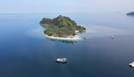 pantai pulau pasumpahan destinasi wisata pantai sumatera barat