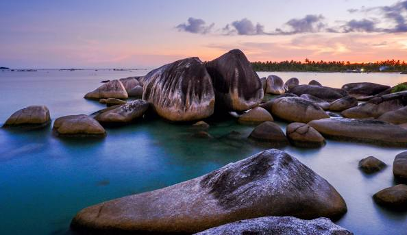 pantai batu kasah, destinasi wisata pantai kepulauan riau.