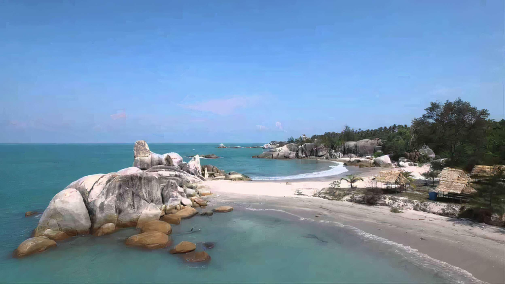 pantai rambak destinasi pantai bangka belitung