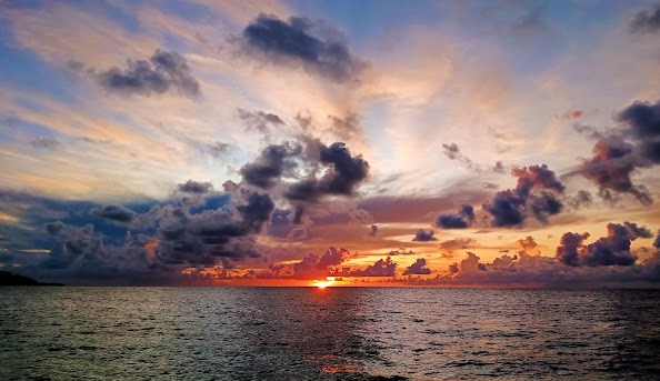 pantai boneogedestinasi pantai di sulawesi tengah