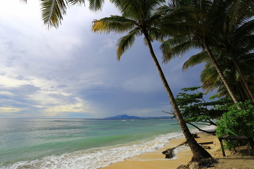 destinasi pantai di papua pantai base-g