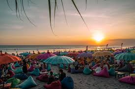 destinasi pantai di balipantai seminyak