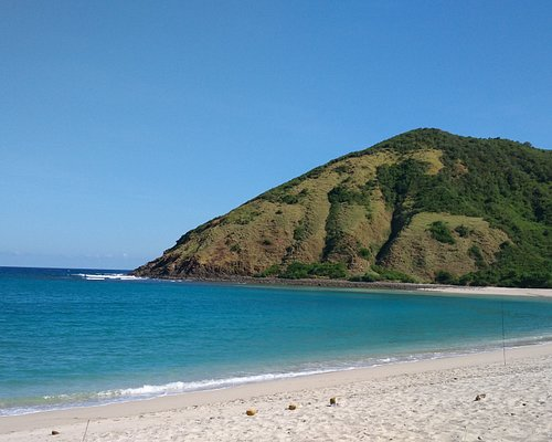 pantai di nusa tenggarapantai mawun 