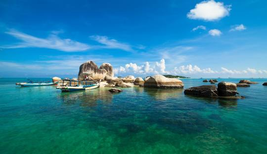 Pulau Belitung “Surga Dunia Wisata Bahari”