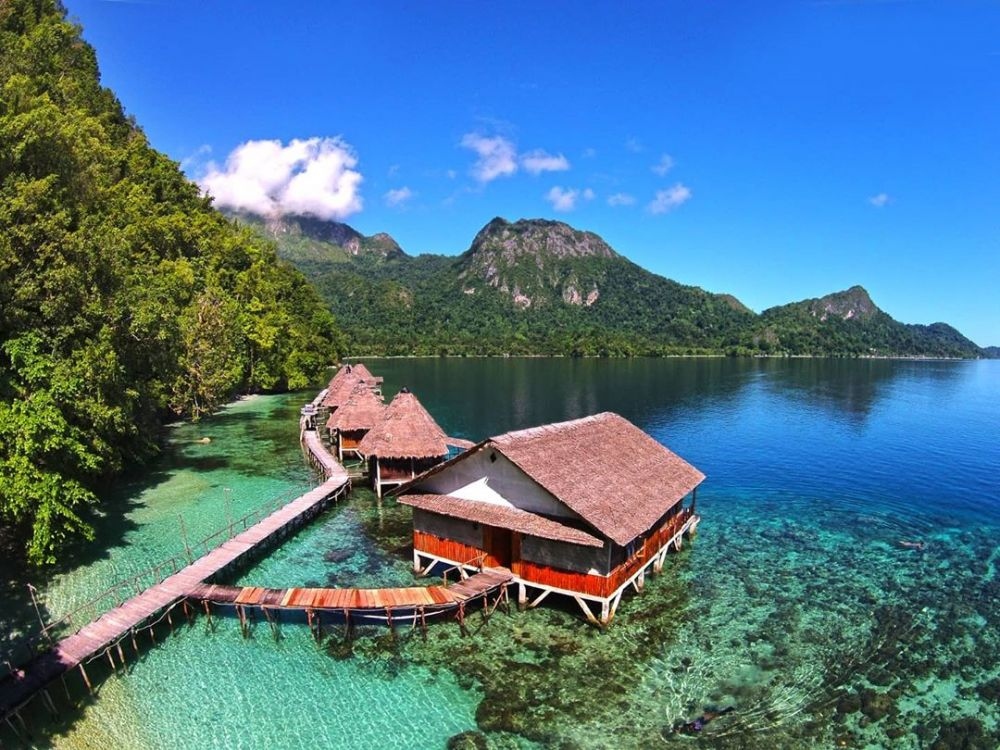 Pantai Ora Surga Dunia Maluku