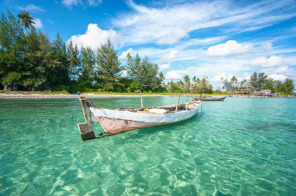 Destinasi Pantai Tanjung Pinang