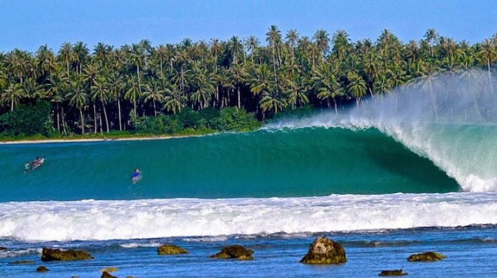 Destinasi Pantai Di Nias