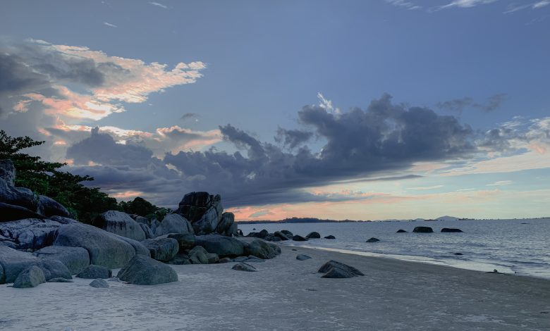 Destinasi Pantai Bangka Belintung