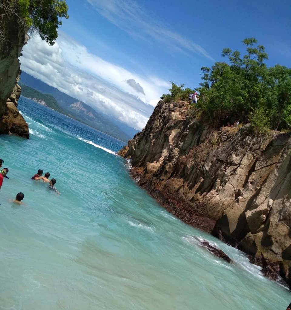 Pantai Patokan Sulawesi Utara