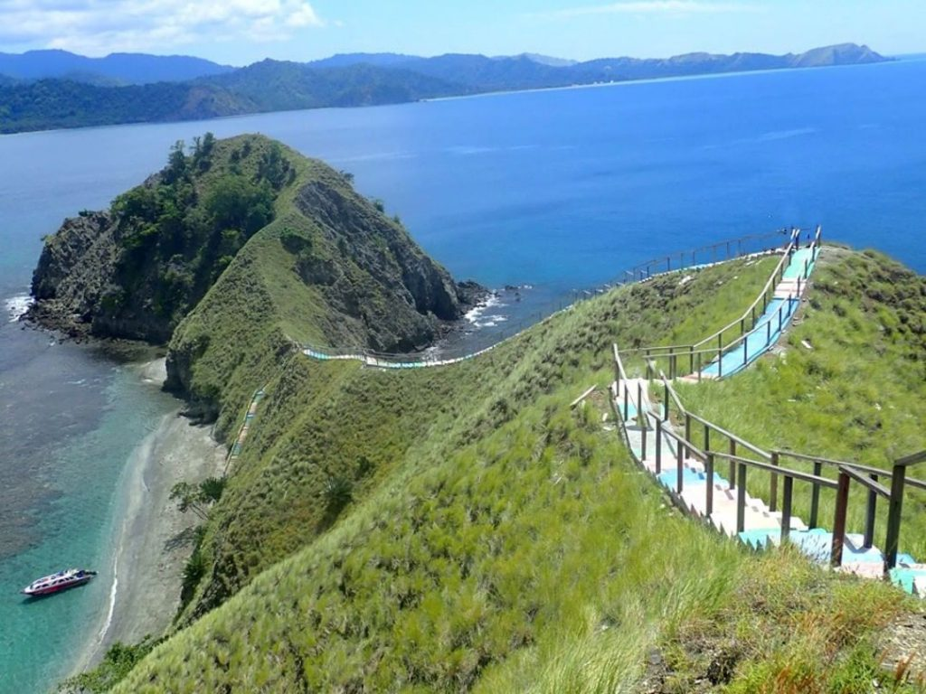 Pantai Raja Di Manado