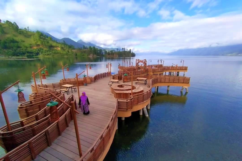 Pantai Menye Aceh Takengon